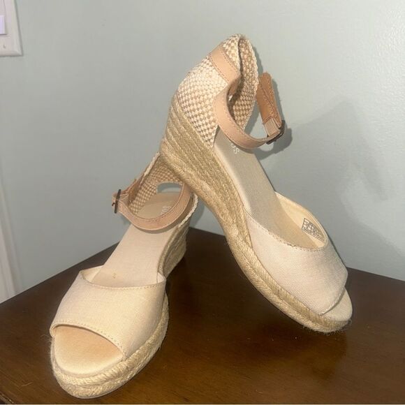 Soludos Canvas Espadrille Wedges | Size 6 | Natural Linen with Ankle Strap - Picture 1 of 10